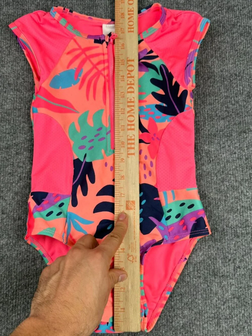 Cat & Jack Girls Size 5T Pink Tropical Floral One Piece Rashguard Swimsuit Zip